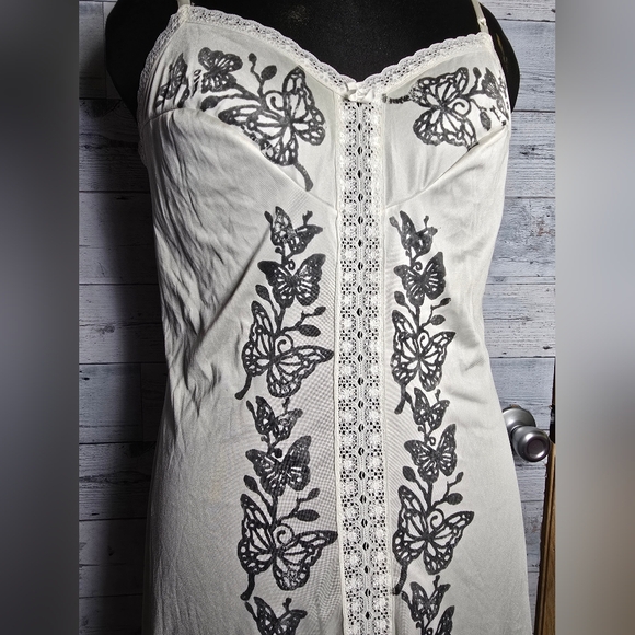Vintage 1970's Customized Butterfly Print Lace Slip Dress - Picture 3 of 10